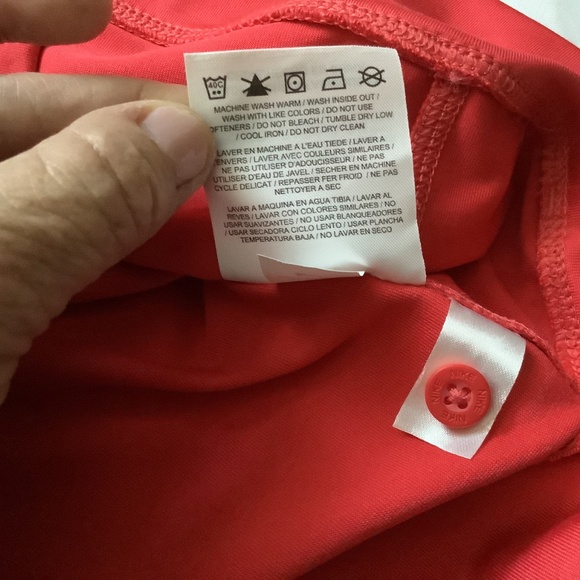 Nike Dri Fit Long Sleeved Red Button Up Turtleneck Golf Shirt, Size M - Picture 11 of 13